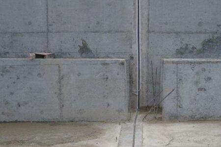 上海彩钢瓦防水公司为你介绍彩钢瓦屋面漏水的原因